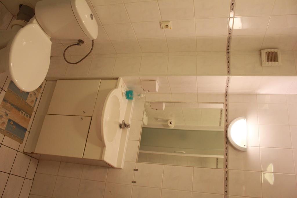 Garni Hotel Anne-Mary ピエシュチャニ エクステリア 写真